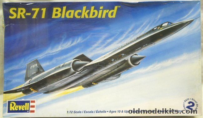 Revell 1/72 Lockheed SR-71 Blackbird with GTD-21 Drone and Ground Cart - (ex-Monogram), 85-5810 plastic model kit